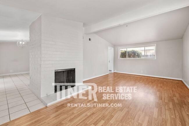 Building Photo - 8968 Talisman Dr