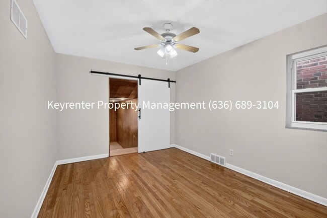 Building Photo - 5855 Pershing Ave