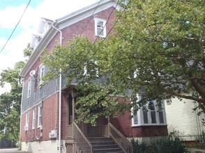 Building Photo - 171 Montgomery Ave