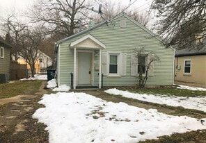 Building Photo - 1305 Maryland Ave