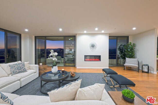 Building Photo - 10601 Wilshire Blvd