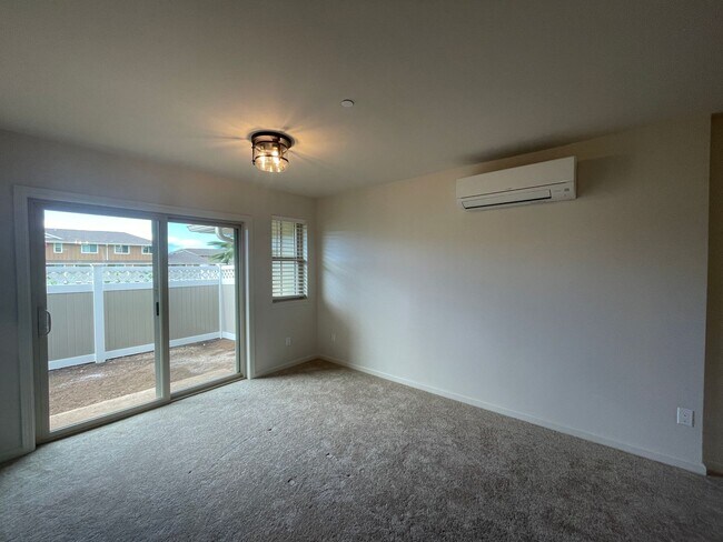 Building Photo - Kahoma Village 3 Bedroom Townhome