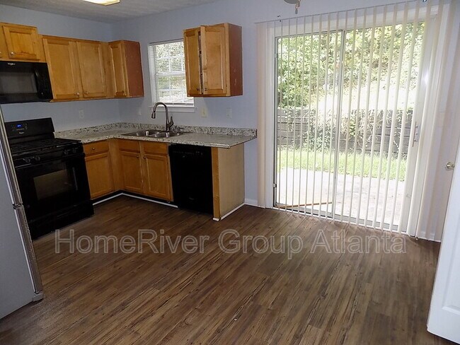 Building Photo - 460 Springbottom Ct SE