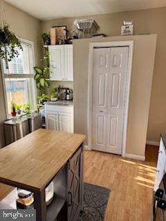 Building Photo - 421 N Chestnut St