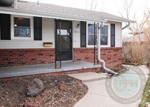 Building Photo - 12317 Weir St