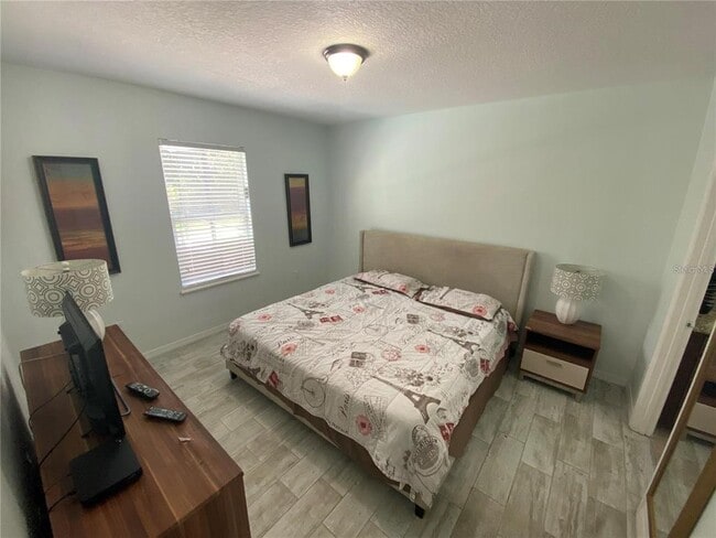 Building Photo - 9027 Paolos Pl