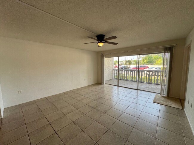 Building Photo - 4575 S Texas Ave