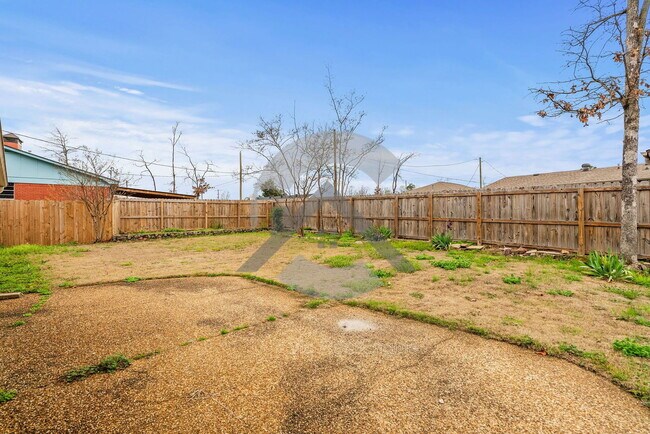 Building Photo - 9812 Coppersmith Ln