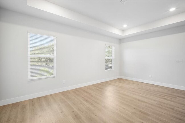 Building Photo - 406 N Westland Ave