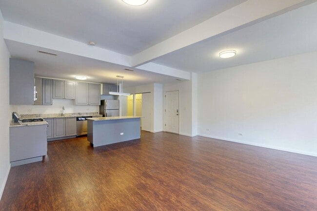 Floorplan - 5524-5526 S. Everett Avenue