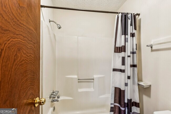 Building Photo - 1105 Booth Ct SW