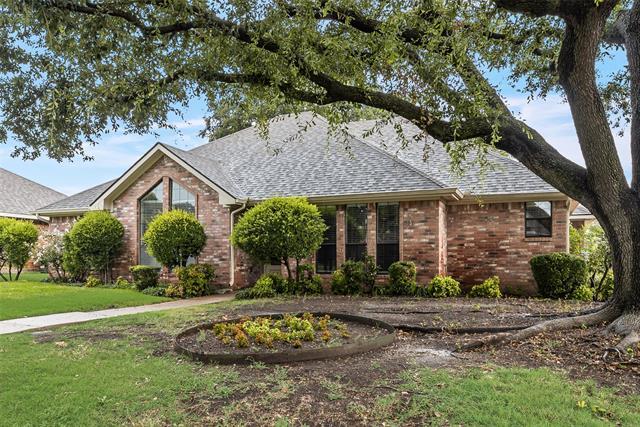 Building Photo - 2209 Winona Dr