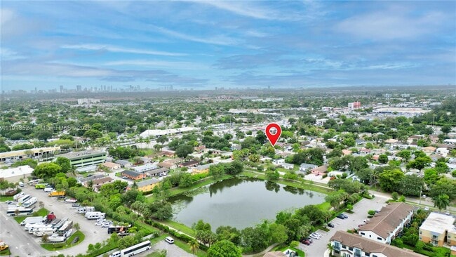 Building Photo - 6044 SW 37th St