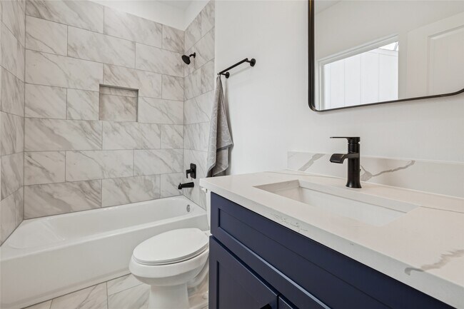 Building Photo - 113 Milby St