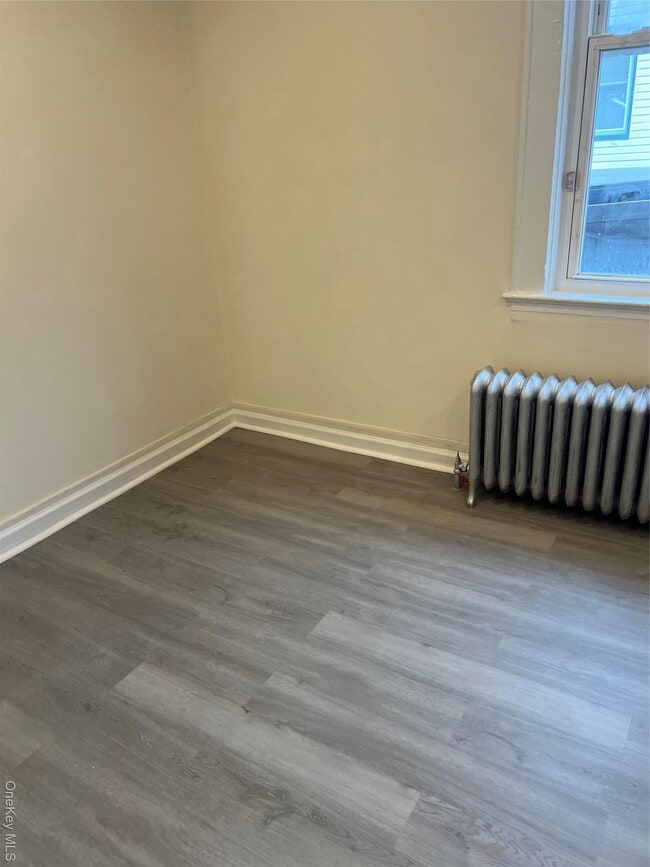 Building Photo - 741 Clocks Blvd