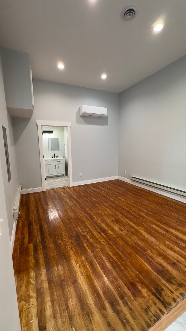 Building Photo - Downtown Rental Units