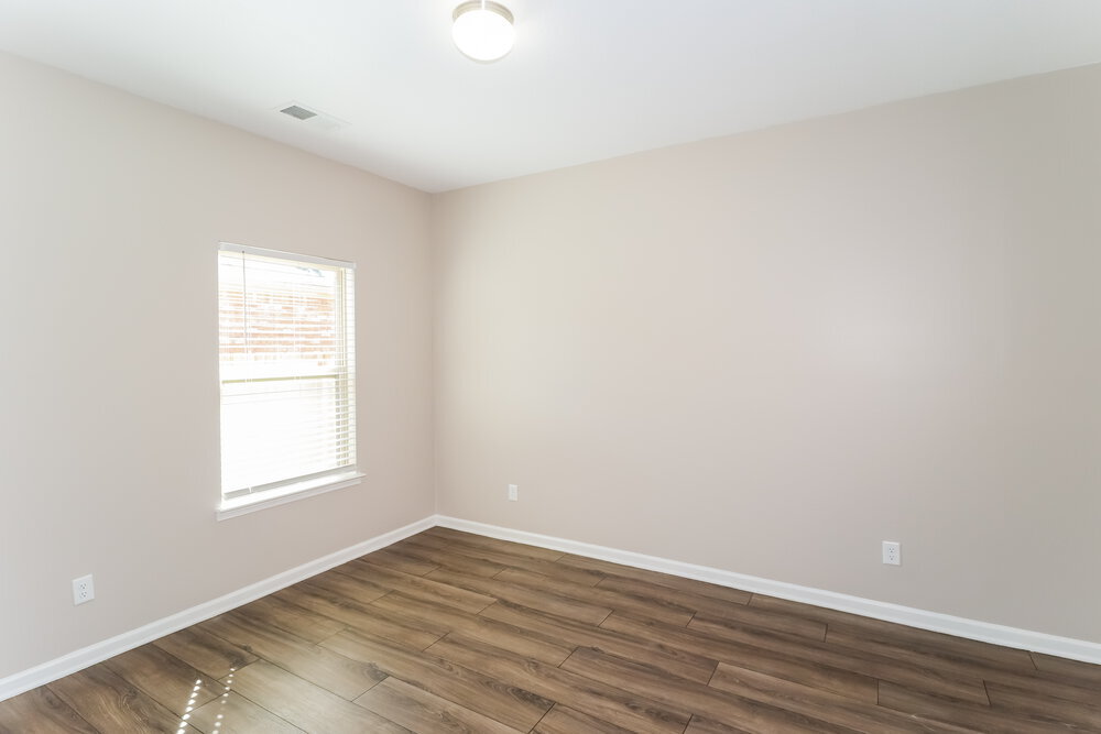 Building Photo - 267 Vivian Way