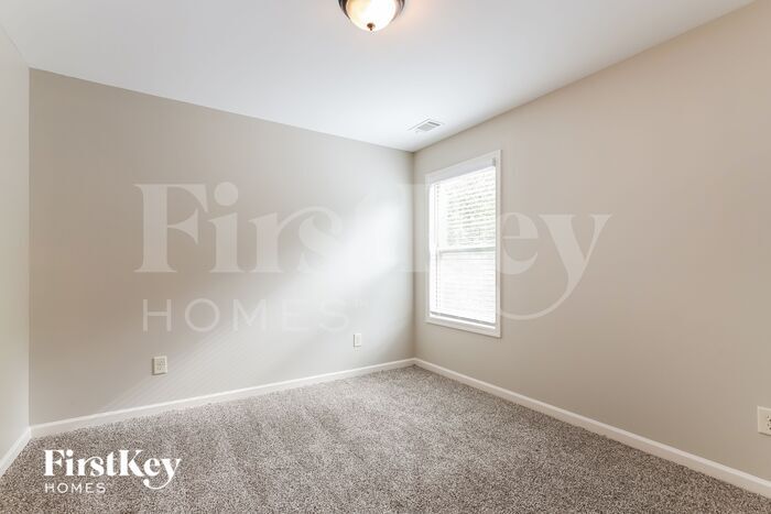 Building Photo - 3160 Legacy Glen Path