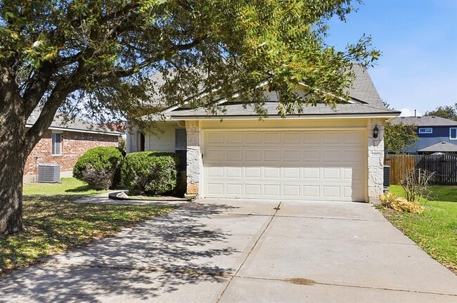 Building Photo - 2410 Charlie Harley Dr