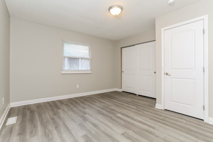 Building Photo - 2484 Resor Rd