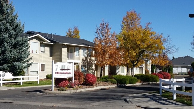 Building Photo - 600 Saratoga Dr