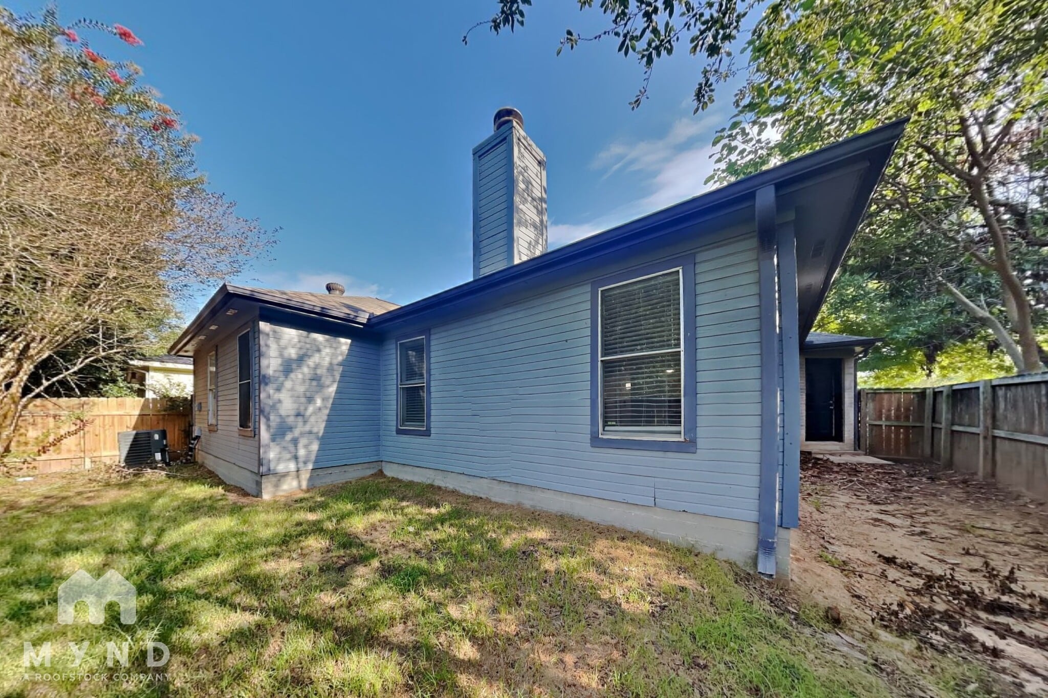 Building Photo - 598 Orangewood Dr