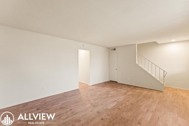 Building Photo - 16731 Bartlett Ln