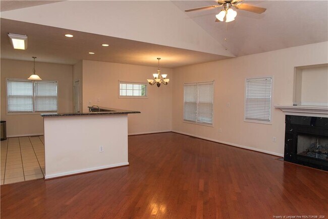 Building Photo - 36 Wateredge Ln