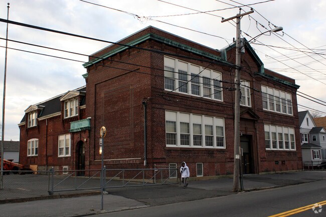 Building Photo - Webster School Apartments