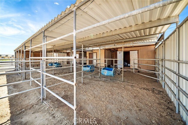 Building Photo - 7315 W Ave A 8