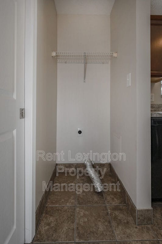 Building Photo - 772 Orlean Cir