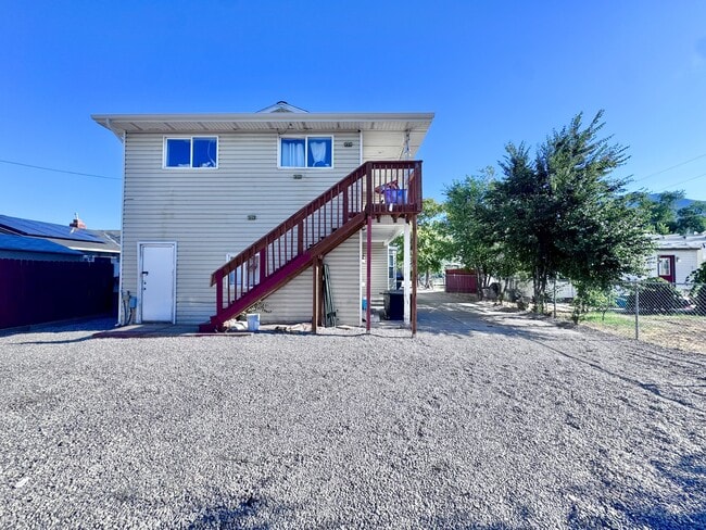 Building Photo - 71 W 750 N