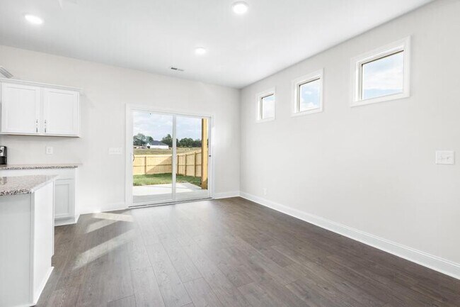 Building Photo - 1445 Dan Brown Dr