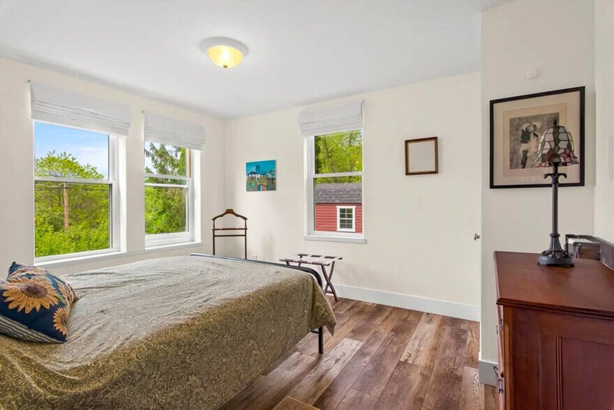 Building Photo - 5180 County Hwy 14