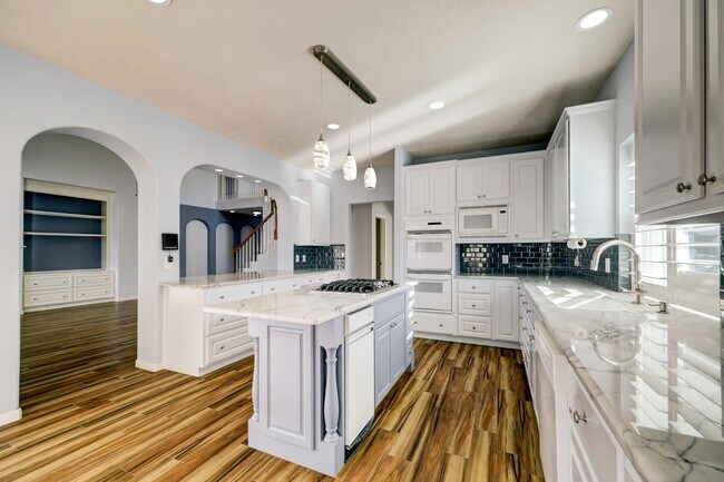 Building Photo - 20523 Riverside Pines Dr