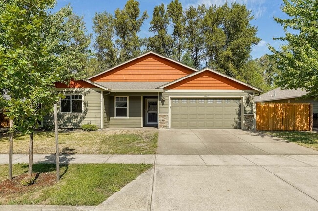 Building Photo - Well-Kept 3 bed, 2 bath home in South Salem