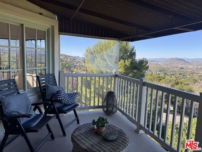 Building Photo - 456 S McKnight Rd