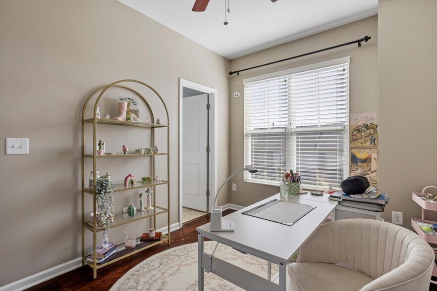 Building Photo - 1427 Crafton Way