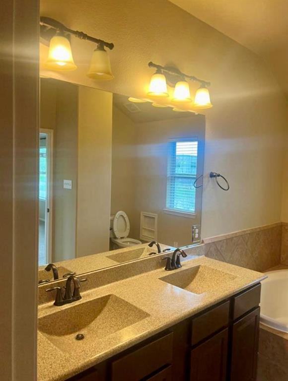 Building Photo - 13514 Fawn Lily Dr