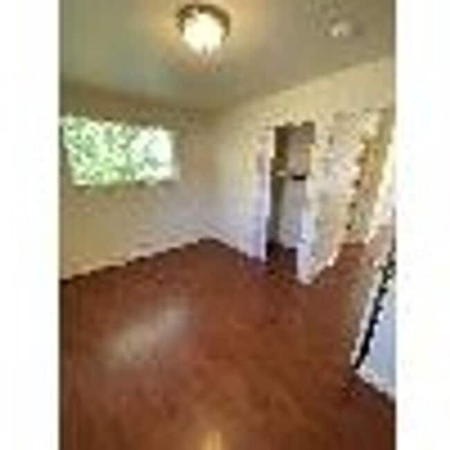 Building Photo - 2318-22 EMPRESS STREET