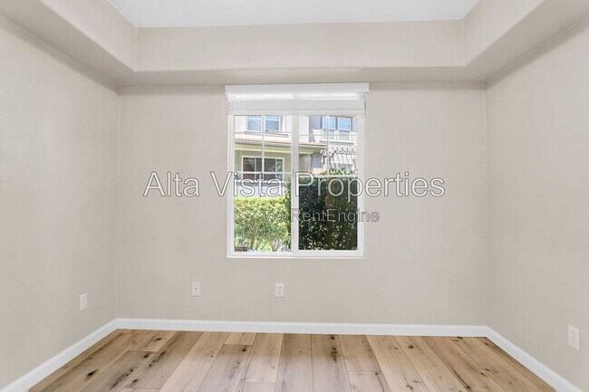 Building Photo - 16912 Laurel Hill Ln