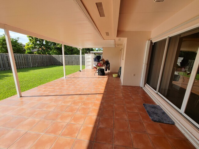 Building Photo - 894 NW 134th Pl