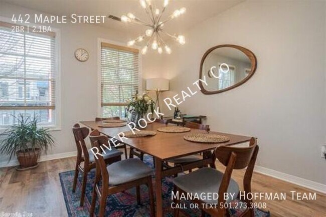 Building Photo - 442 Maple St