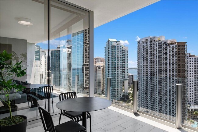 Building Photo - 300 Biscayne Blvd Way