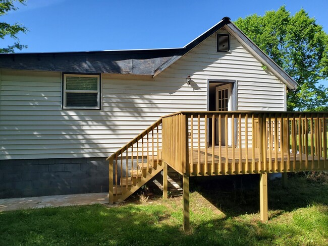 Building Photo - 320 W Midvale Ave
