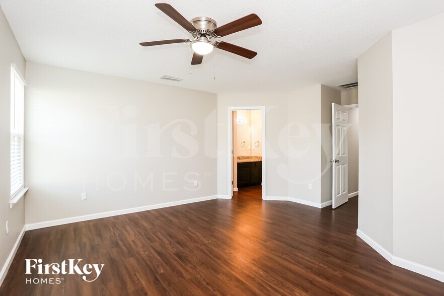 Building Photo - 78295 Saddle Rock Rd