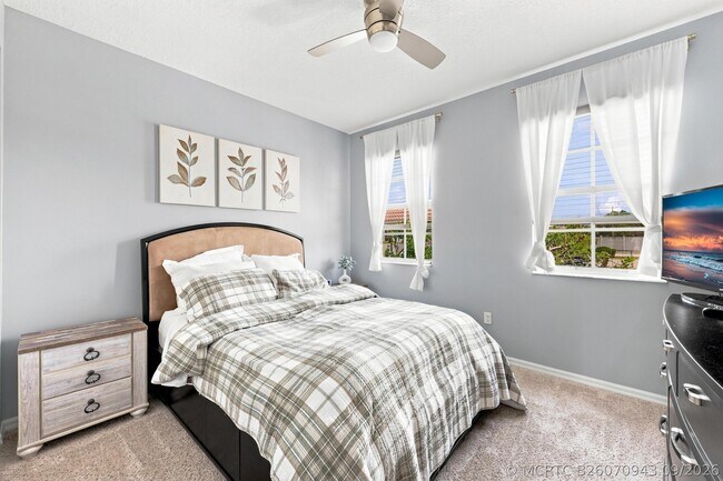 Building Photo - 4585 Tara Cove Way