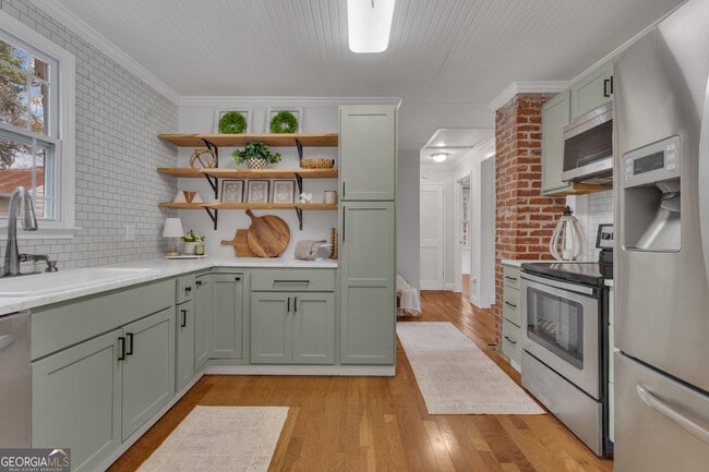 Building Photo - 9 Meridian Dr