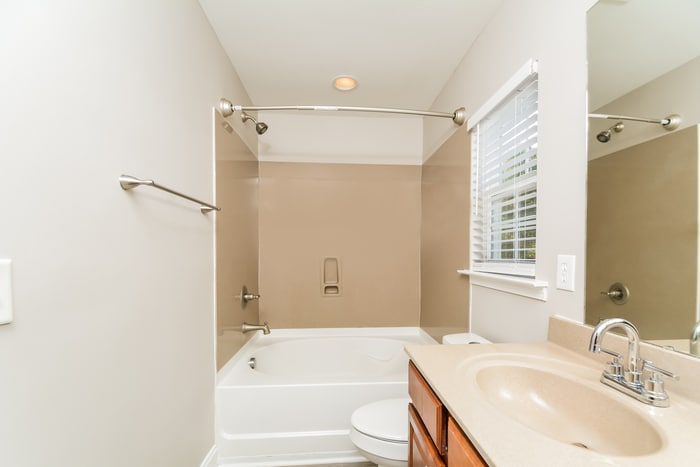 Building Photo - 8879 Elizabeth Dr