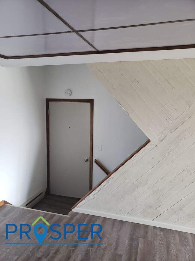Building Photo - SI731X